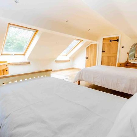Four Bed Barn Conversion Junction 37 38 M1 Barnsley Exteriör bild