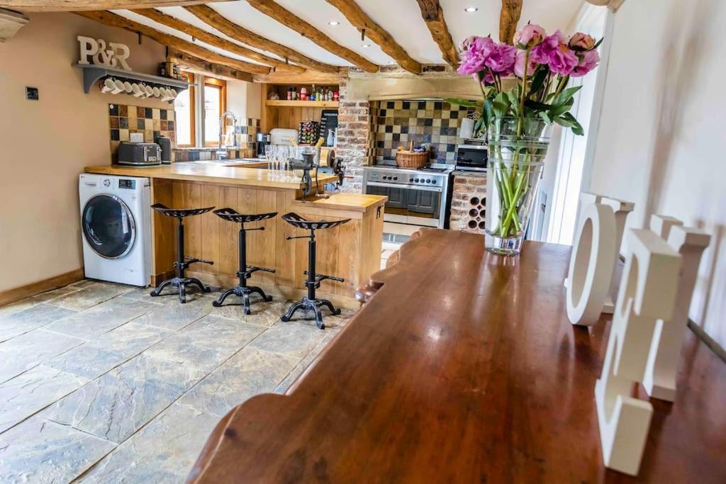 Four Bed Barn Conversion Junction 37 38 M1 Barnsley Exteriör bild