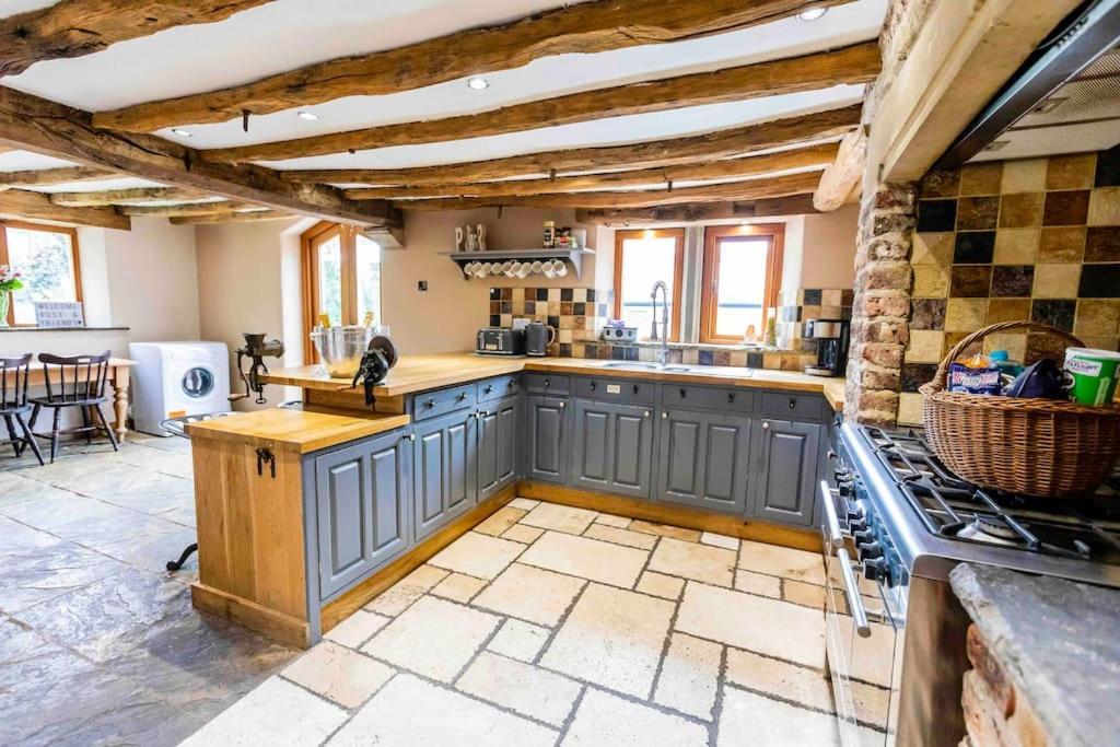 Four Bed Barn Conversion Junction 37 38 M1 Barnsley Exteriör bild